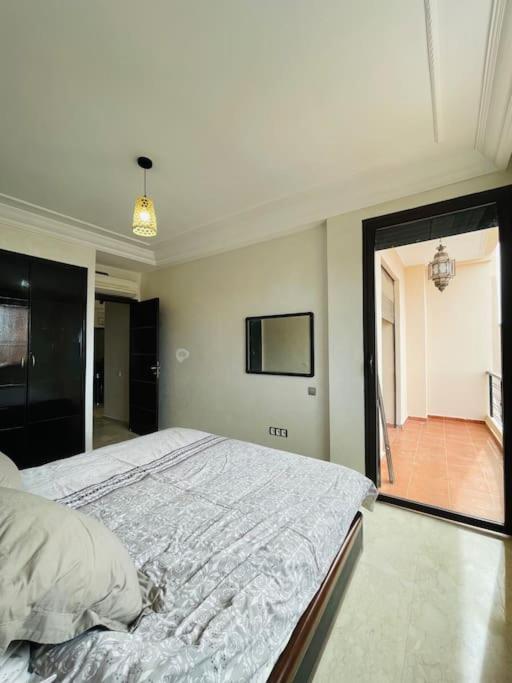 Appartement Au Centre Ville Marrákes Kültér fotó